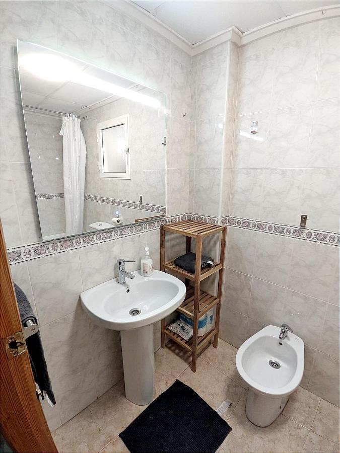 Modern Apartment 3Mins Walk To Playa Del Cura Beach Torrevieja Kültér fotó