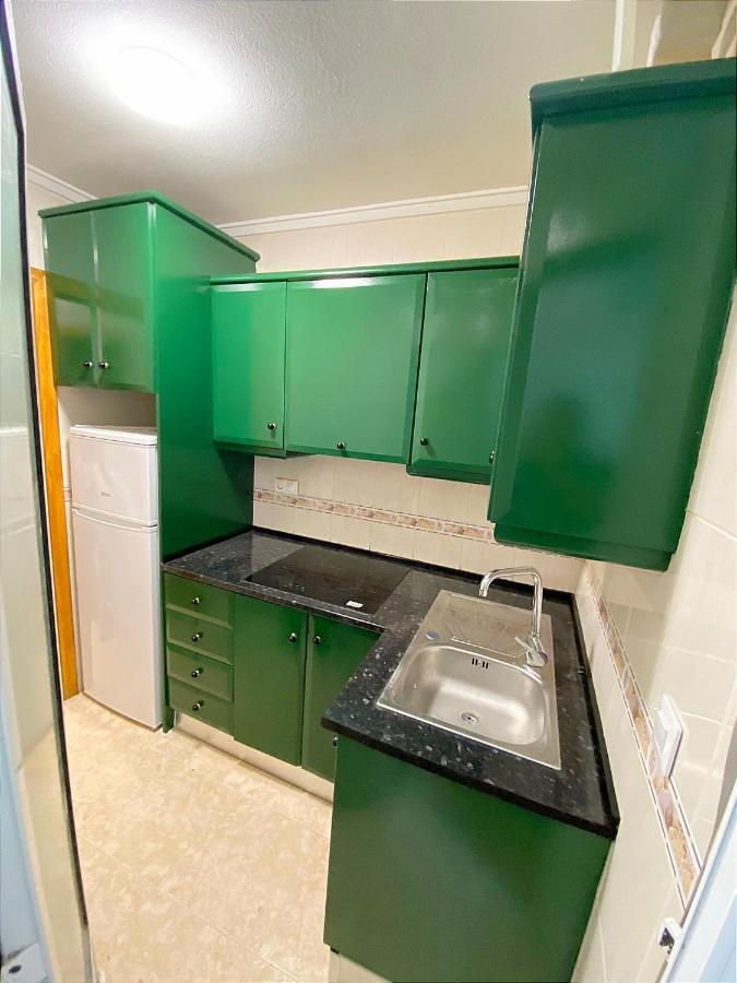 Modern Apartment 3Mins Walk To Playa Del Cura Beach Torrevieja Kültér fotó