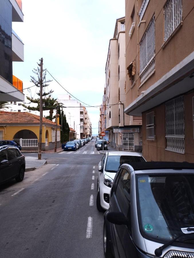 Modern Apartment 3Mins Walk To Playa Del Cura Beach Torrevieja Kültér fotó